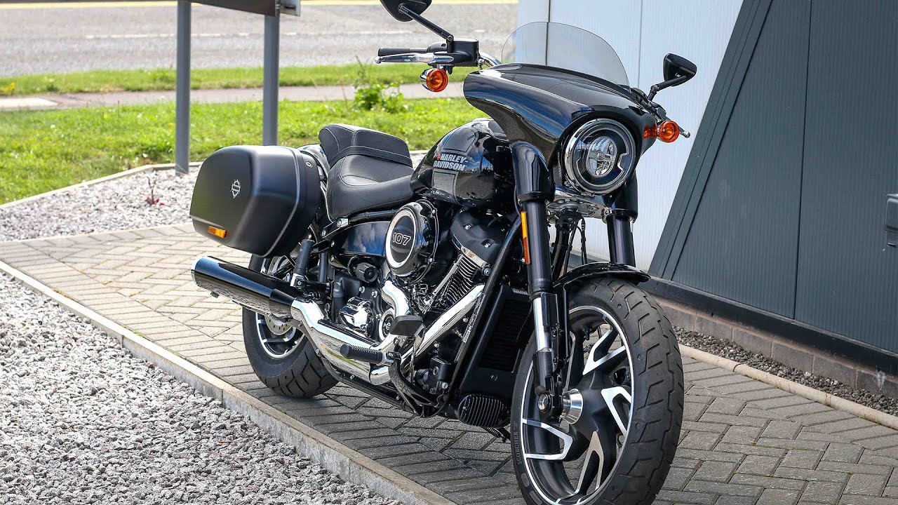 2021 HARLEY-DAVIDSON FLSB SPORT GLIDE | VIVID BLACK @WCHD, GLASGOW, SCOTLAND