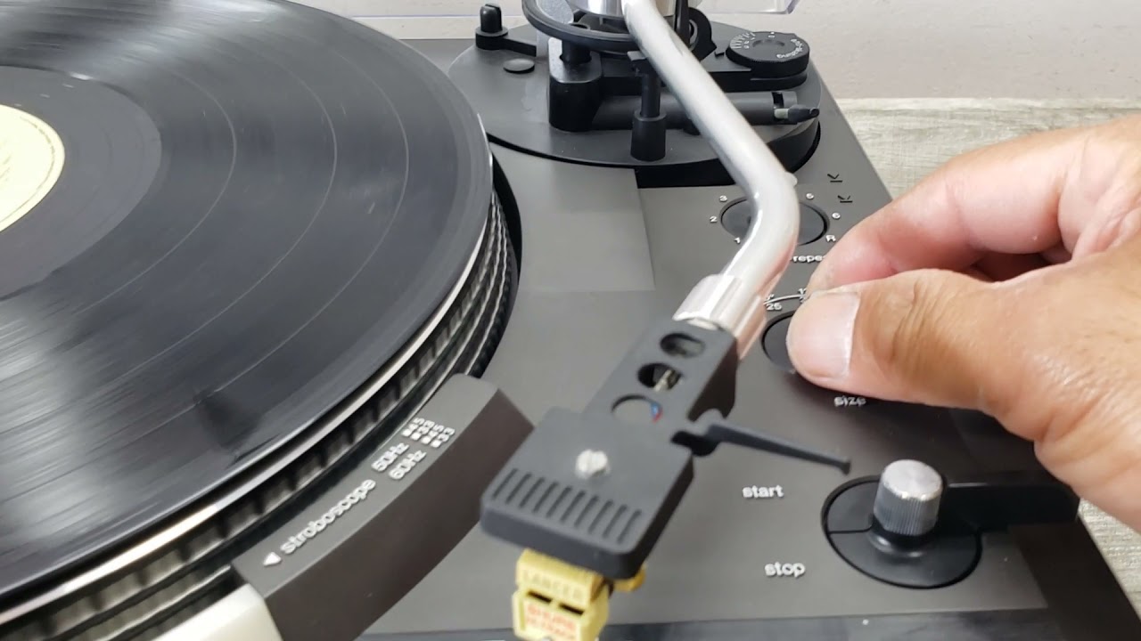 Vintage Technics by Panasonic SL-1900 Direct Drive Automatic Turntable/Vinyl Record Player