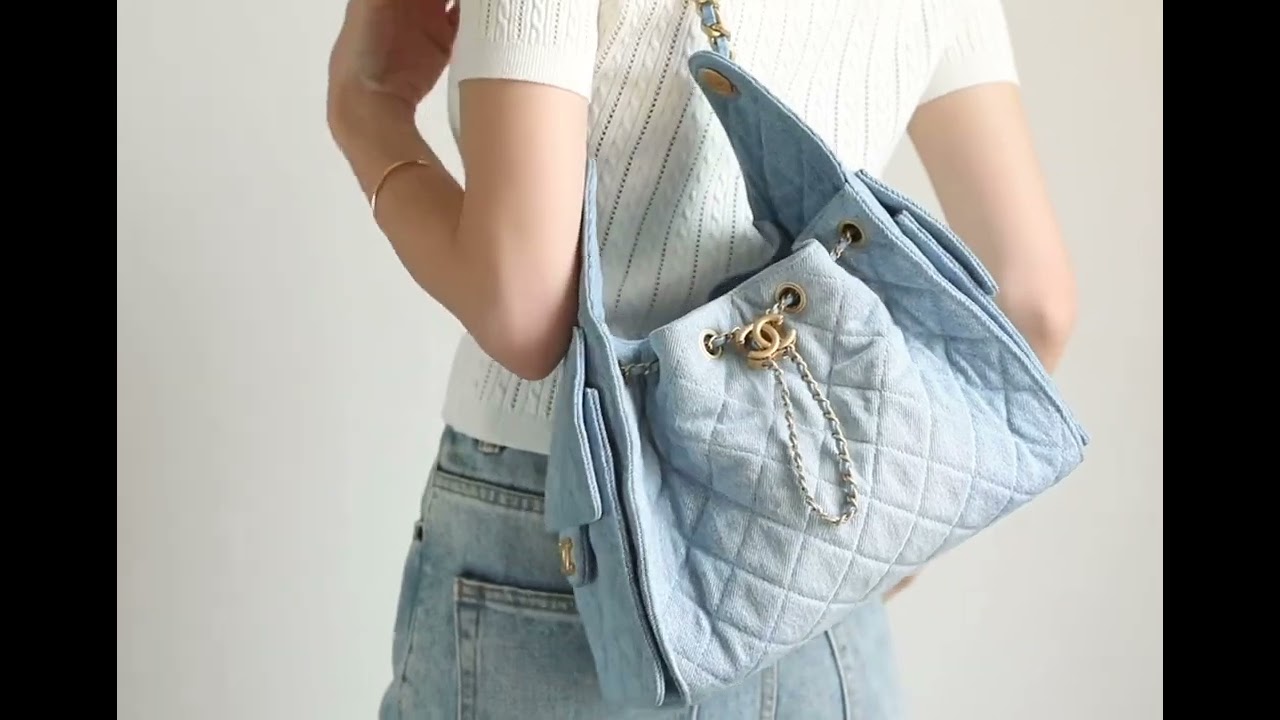 Chanel 25 Hobo Handbag Review - The Ultimate Effortless Cool Bag!
