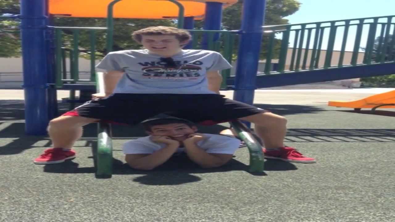 Billy La Bufanda Official Music Video