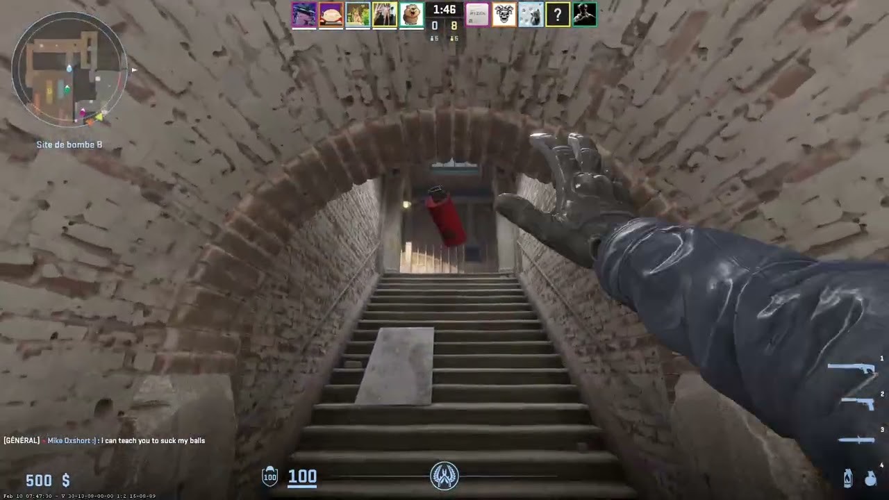 je joue a counter strike