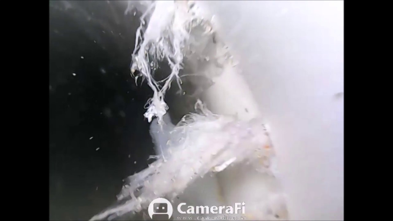 Airlifting cleaning down hole video.