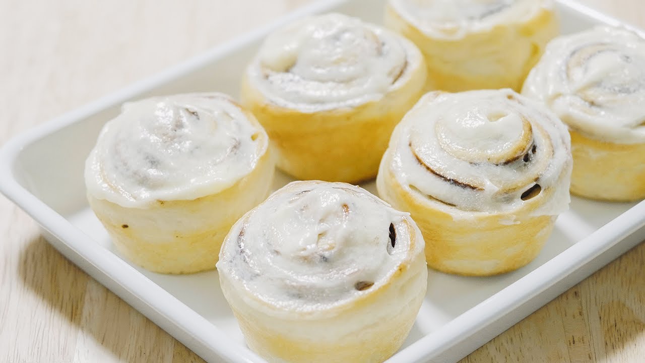 甘さ控えめ！しっとりモチモチなシナモンロールの作り方 | Cinnamon Roll Recipe