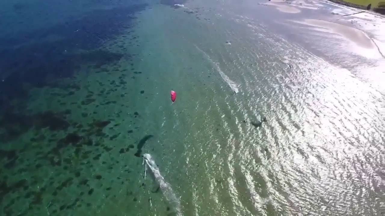 DJI Phantom 4 - Beautiful day kiting at Vigra