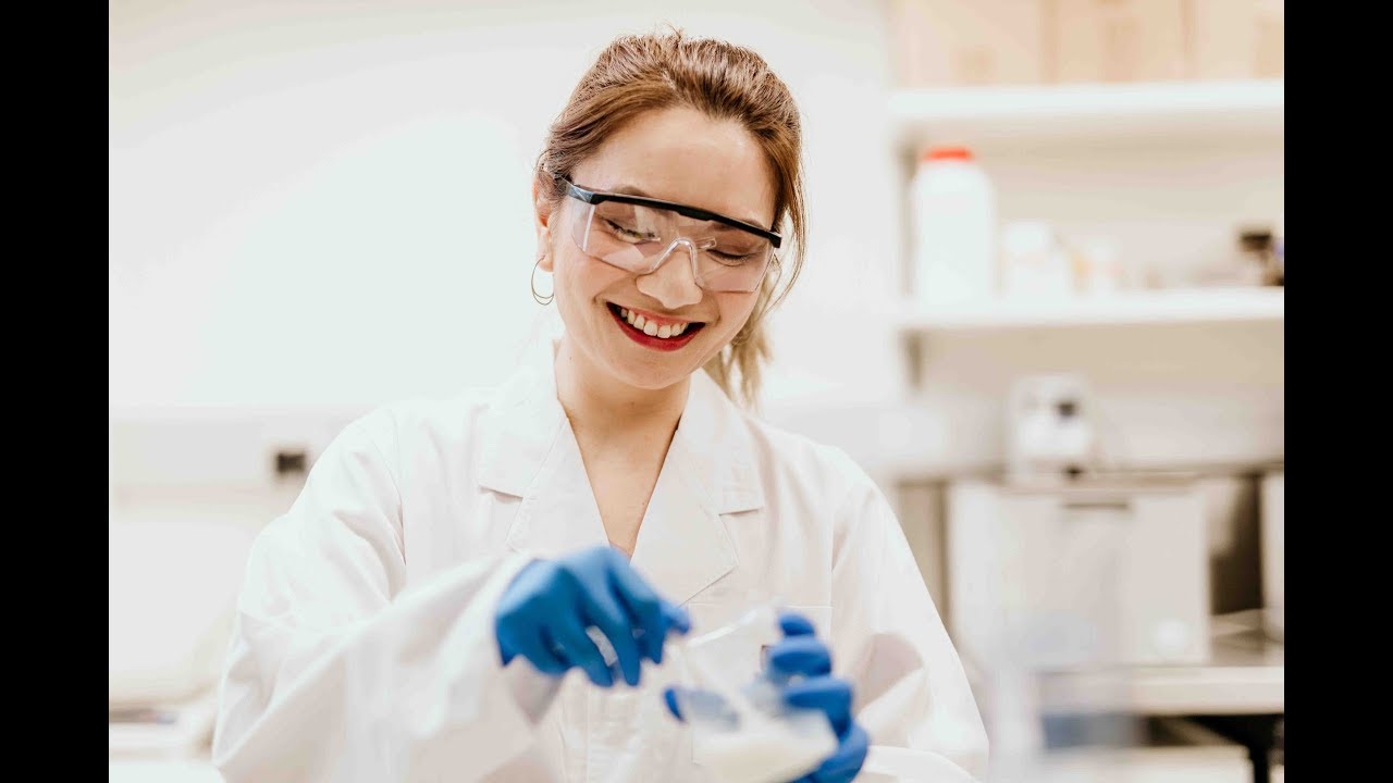 Meet Samantha, she studied a Bachelor of Science, majoring in Food Science & Nutrition at UQ