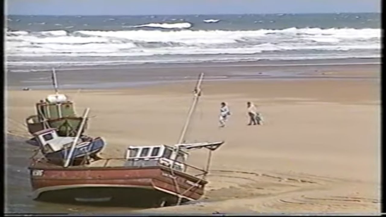 1980s England | Bude | Seaside town | Cornwall | Wish you were here ? | 1986