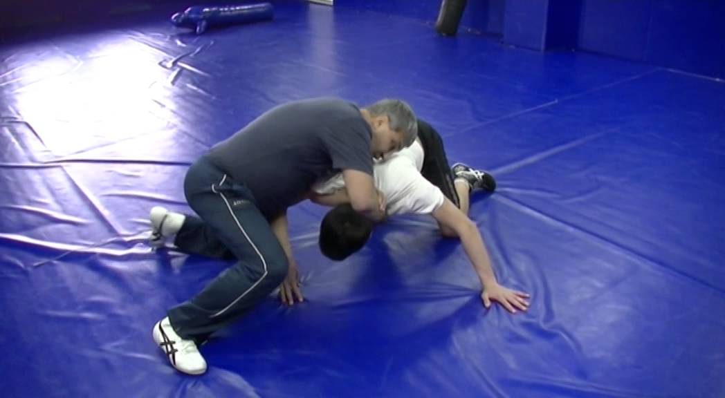 Приемы вольной борьбы. Как использовать ошибки противника. freestyle wrestling training