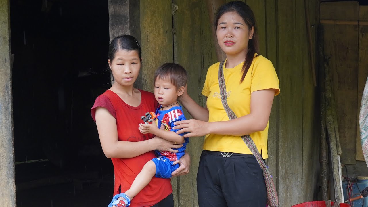 The boy's journey of caring for an abandoned baby and searching for his parents | Everyday efforts.