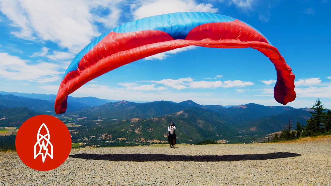 Sky Racing: Competitive Paragliding With the World&rsquo;s Best