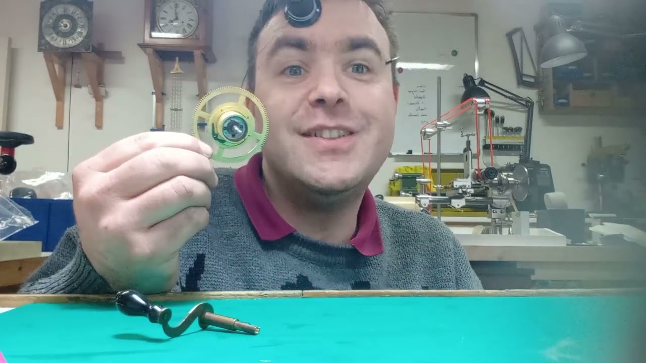 Les barillets spéciaux de régulateur horloger - Horlogerie - Pendulerie