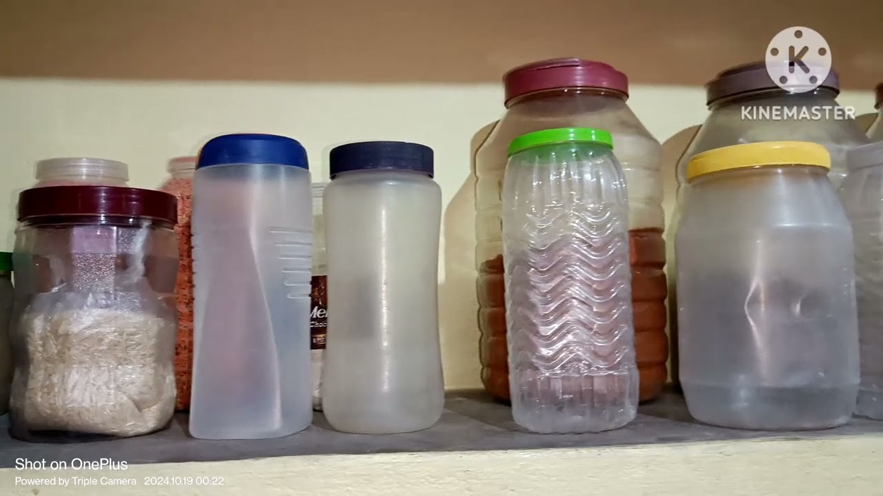 Miiddle Class Kitchen Tour || मिडिल क्लास लोग किचन को इस तरह सजाते हैं#theperfectzzaika