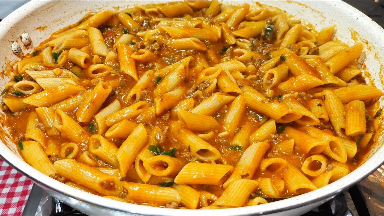 MACARRÃO A BOLONHESA DE UMA PANELA SÓ ! PARA AS FESTAS DE FINAL DE ANO ! #macarrão #bolonhesa #carne