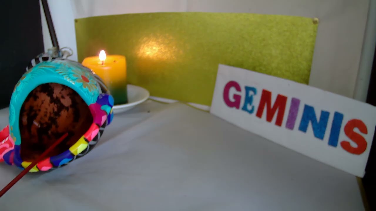 CAFE GEMINI♊UN PORTAL QUE SE ABRE EN TU RECAMARA- VAMPIROS ENERGETICOS- 2 AMORES  QUE LLEGAN