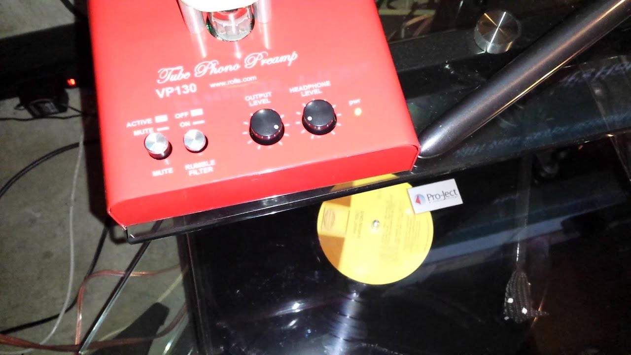 Pro-ject debut carbon with Bellari VP130 Preamp