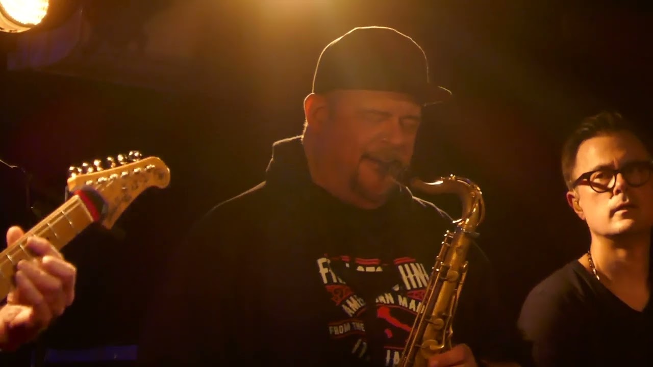 Mike Stern Band - 1st Gig - 3 (New Morning - Paris - April 21th 2023)