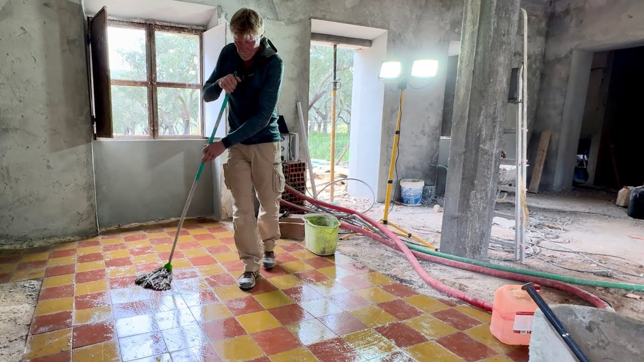 Last Internal House Wall is Coming DOWN and Cool Tile Reveal for Inspiration | E150
