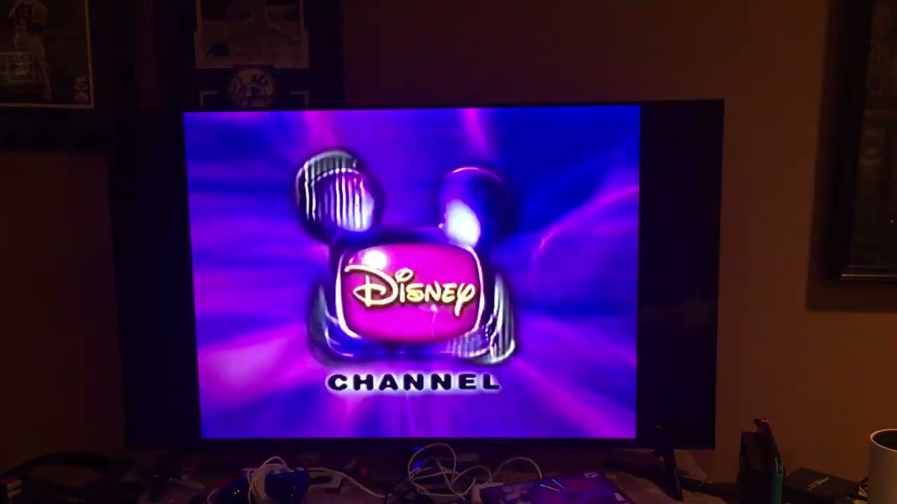 Closing to Lizzie McGuire Fashionable Lizzie 2003 VHS.