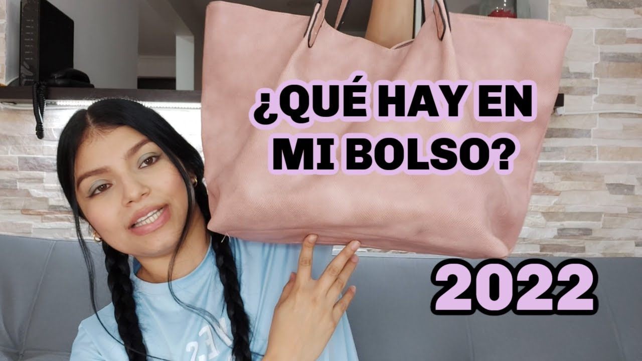 QUÉ HAY EN MI BOLSO 2022| Aleja Mora