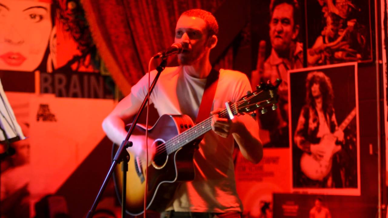 Gary Spalding @ Filthys Live Lounge