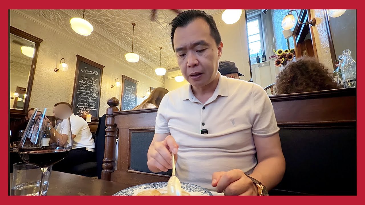eating in a 19th Century CHOPHOUSE | Quality Chophouse Farringdon