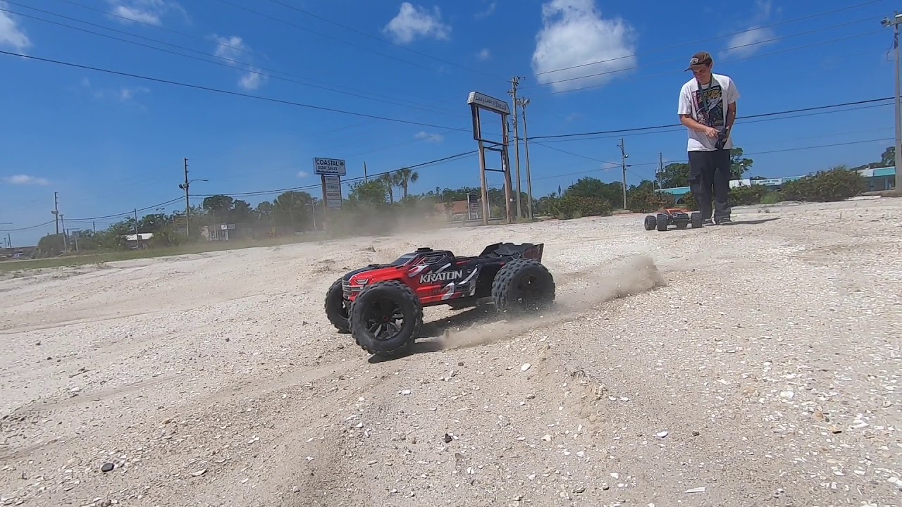 Blast & Crash with ARRMA Kraton V4 & DHK Maximus   OMGRC