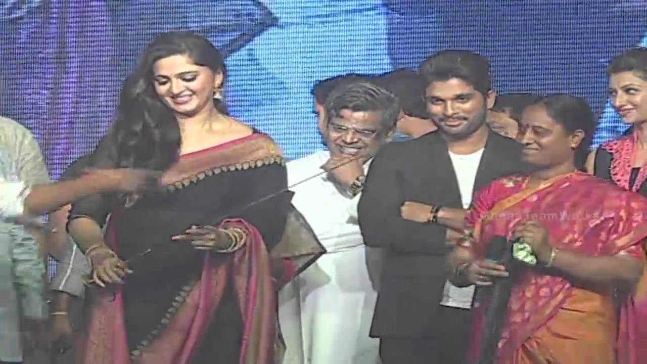 Rudhramadevi Audio Launch @ Warangal Part 8 - Anushka, Allu Arjun, Rana