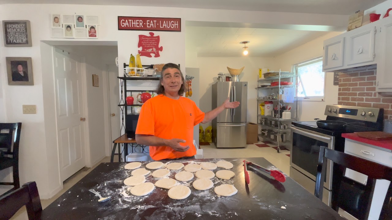 Making Bannock with Dale