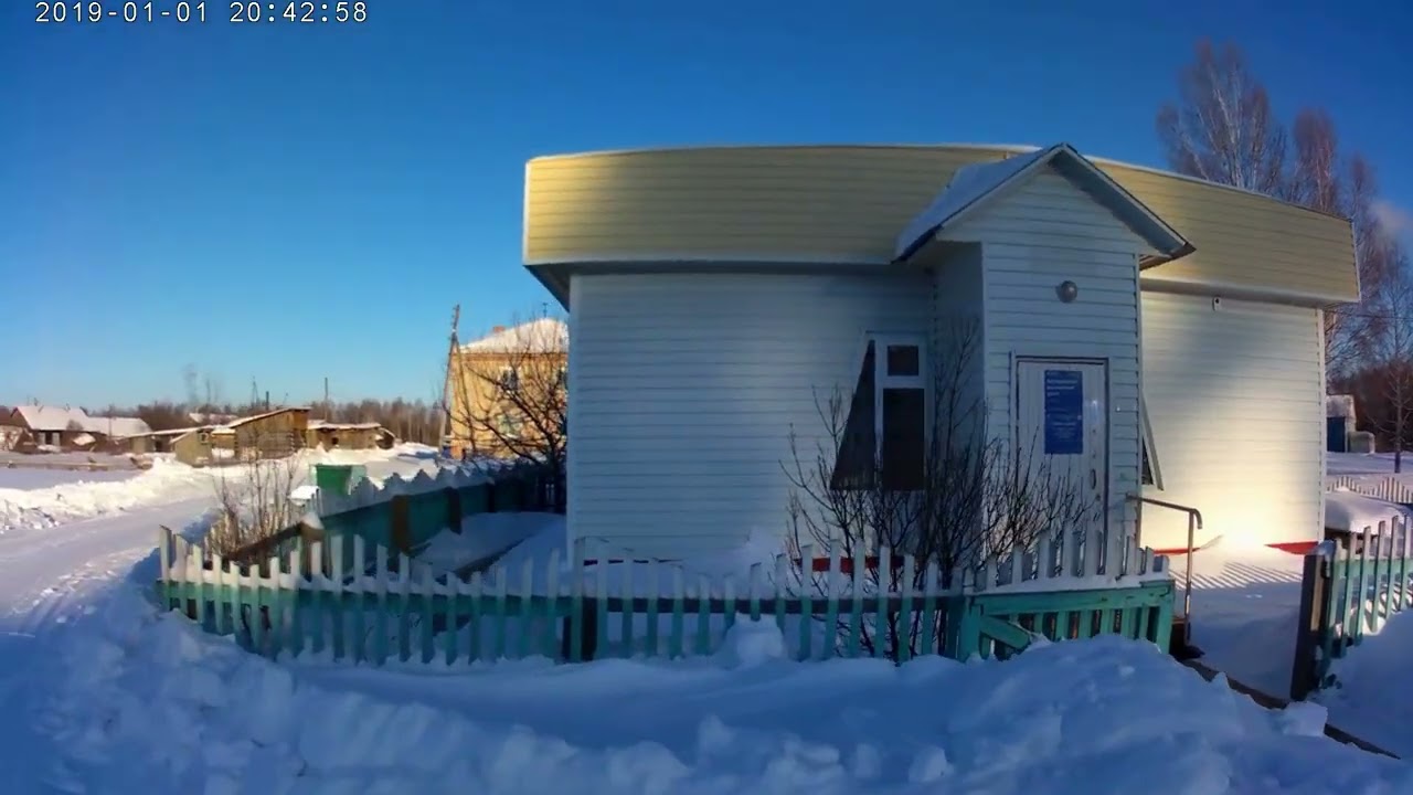 Январь.  Мороз.  Обычный  день...