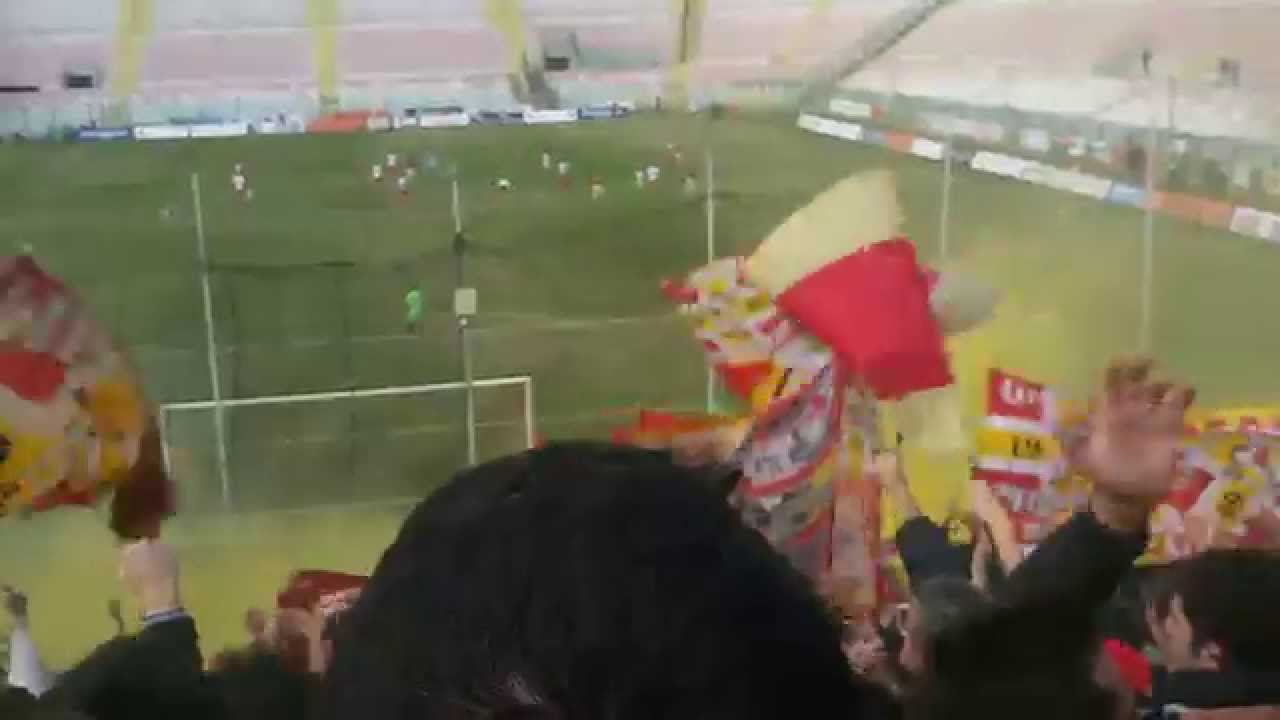 Reggino dimmi che sente....ultras Messina Curva