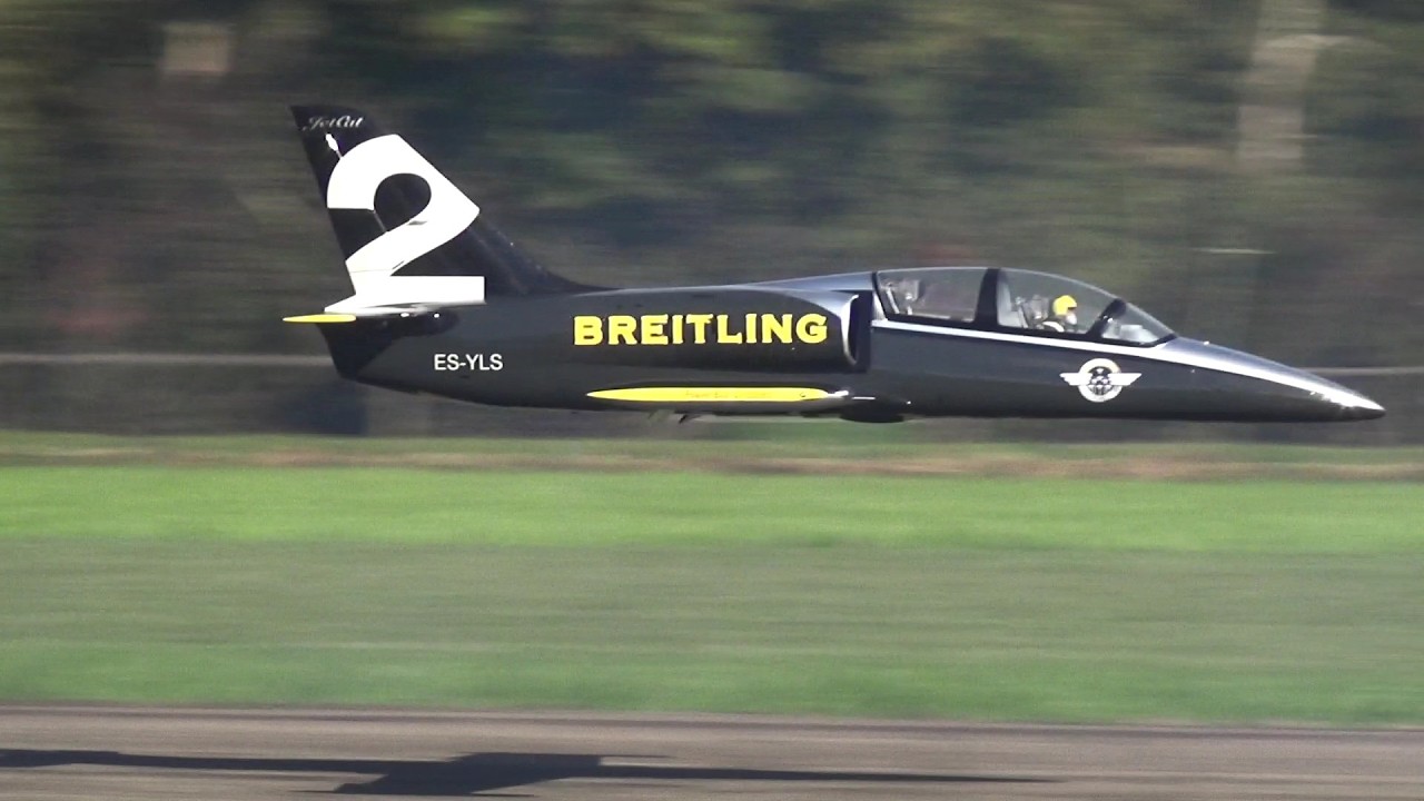 GIANT RC JET ALBATROS L39 AND BAE HAWK TURBINE MODEL SHOW