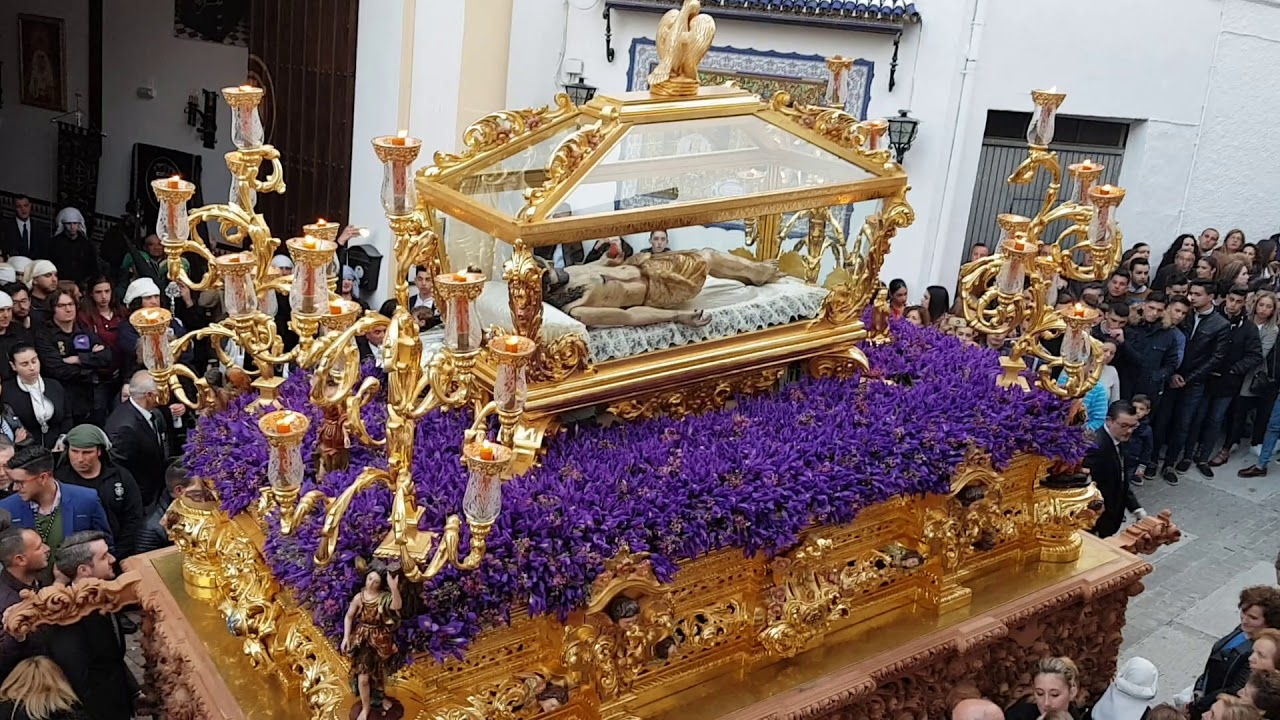 Salida del Stmo. Cristo de la Buena Muerte (2018).