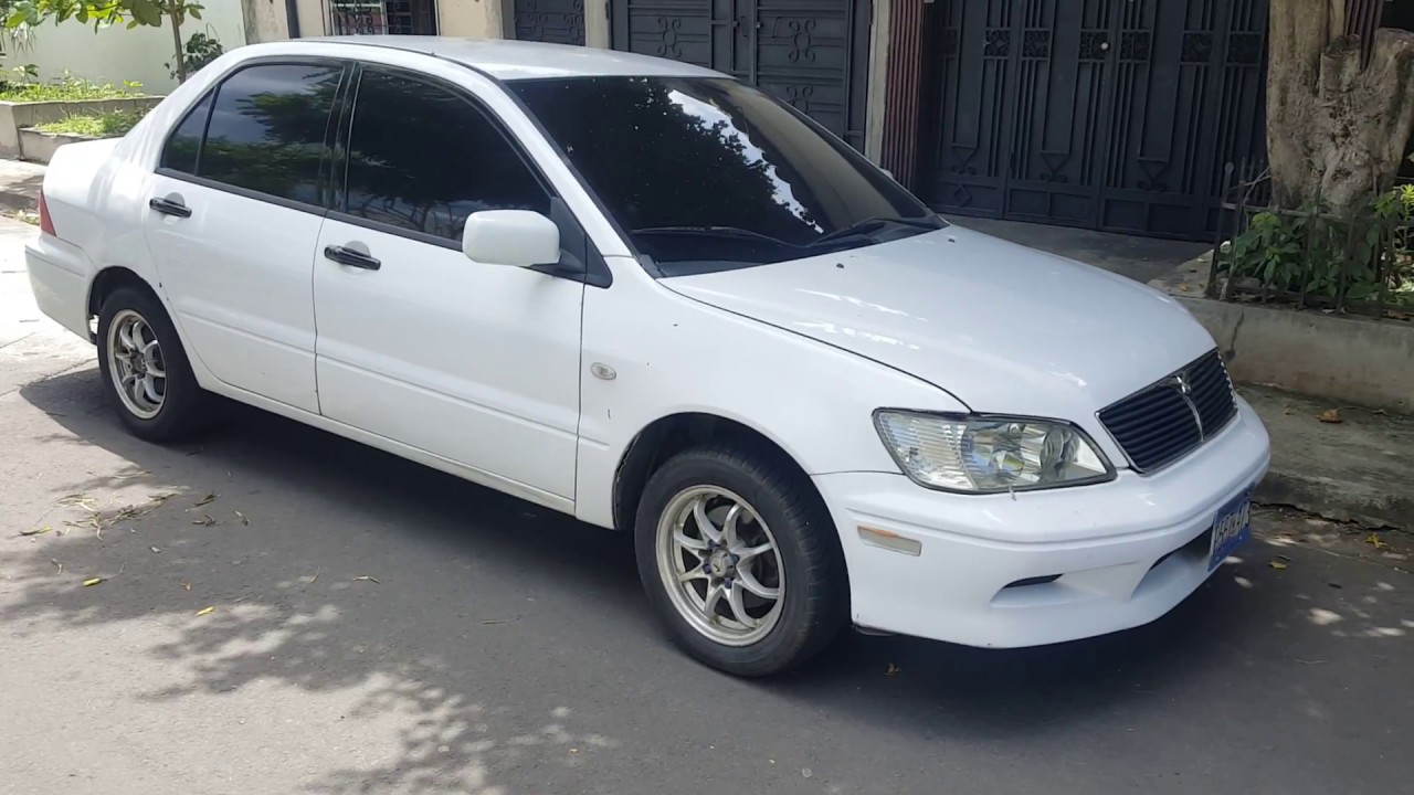 Mitsubishi Lancer ES 2002