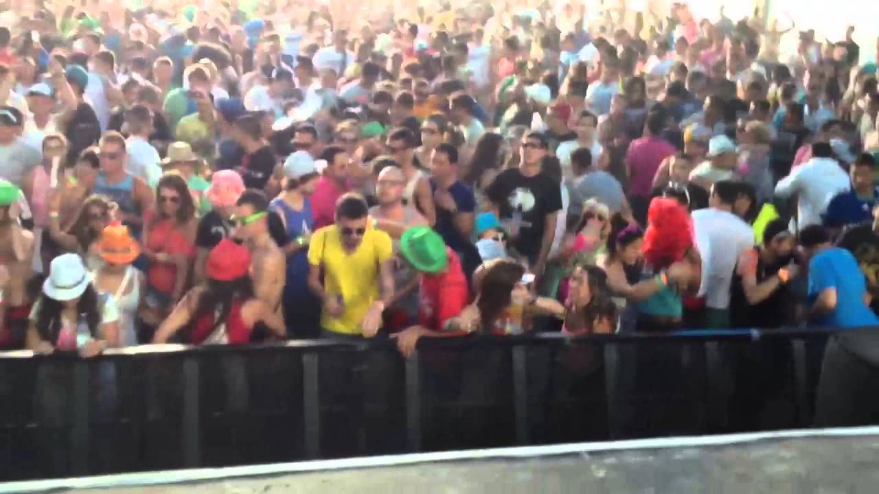 RICHI RISCO / AQUASELLA 2013