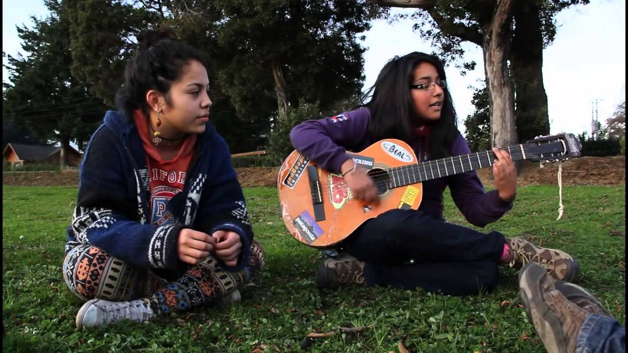 ALELI hermosa version en guitarra