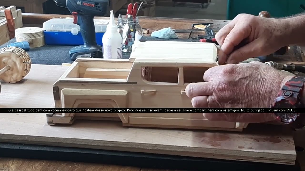 Atelier do Vovô Arte em Madeira - Miniaturas - Hummer - Wooden cars model