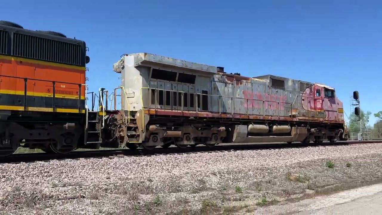 BNSF 681 Dash 9 C44-9 W(Warbonnet) Leads Local - Dobbin TX - 3/12/26