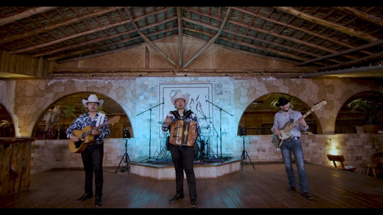 Los Dos de Tamaulipas - El Doble M (Video Musical)