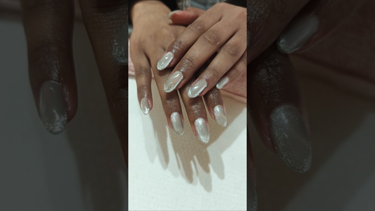silver cateye French Manicure nailart Extension 