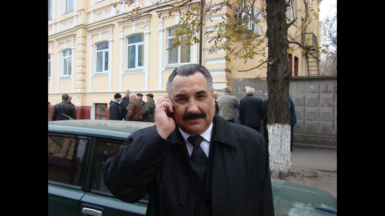 Николай Степаненко инициатор открытия мемориальной доски  Н.В. Чернову