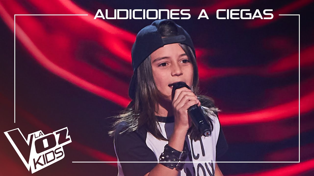 Iker Álvarez canta 