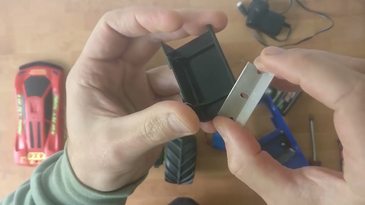 Inexpensive Upgrade #1 7.4v Battery | Tyco Rebound 4x4