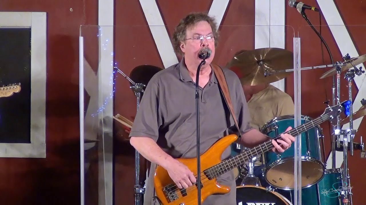 Richard Denson sings Wagon Wheel at The Gladewater Opry 3 2 19
