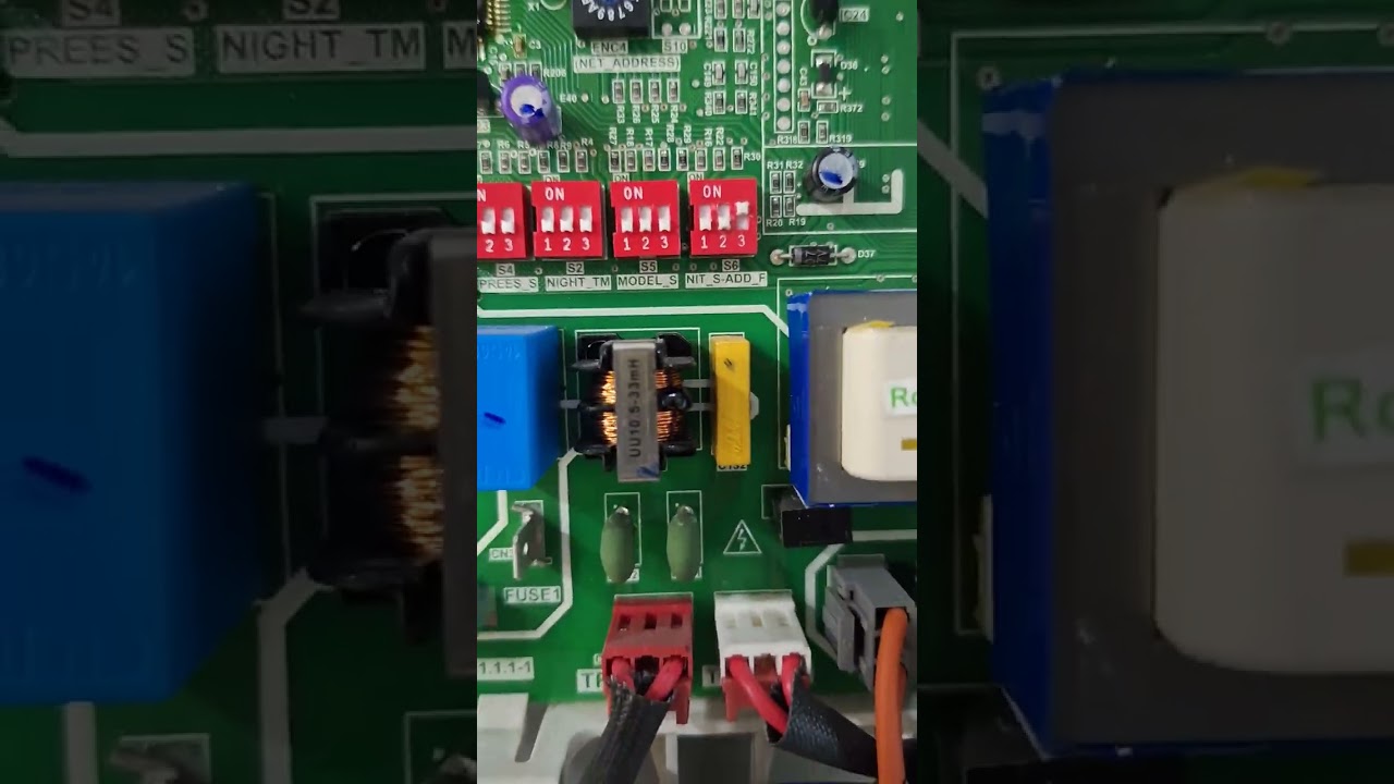 VRF Carrier. Direccionamiento automático.