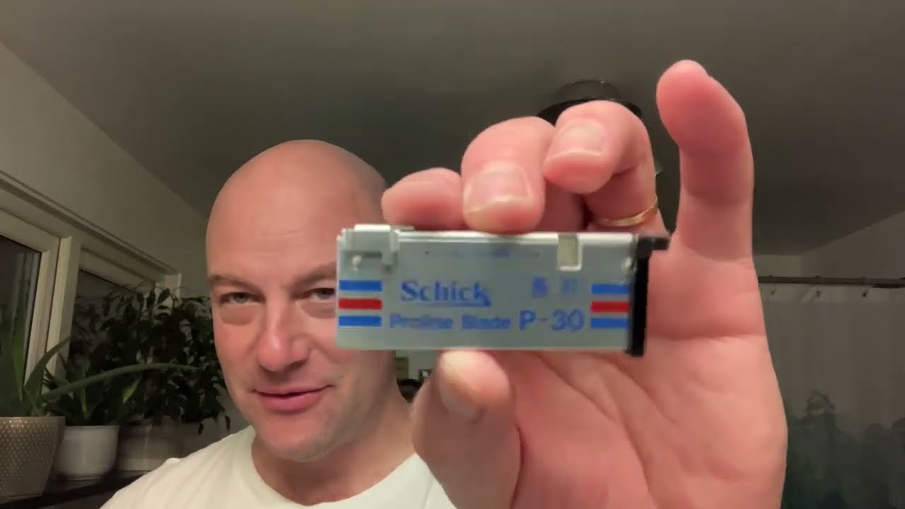 Schick Proline P-30 blades in an Artist Club. How is that?