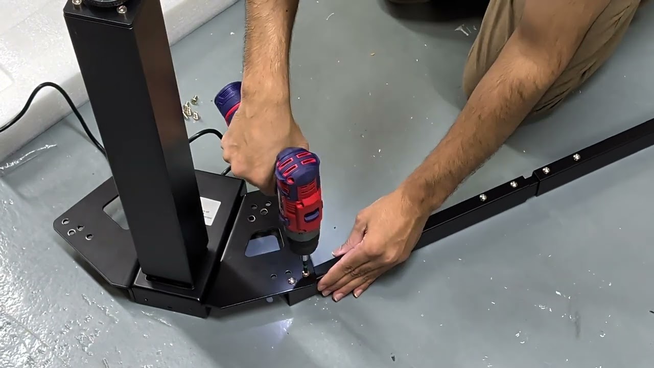 Interdesk L-shape Desk Assembly