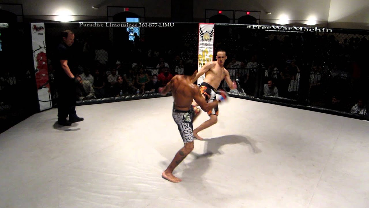 Cage Combat 10 - Edgar Juarez (Paradigm) VS. Brandon Gauthier (Team Tooke) -- 155 - 1 of 2