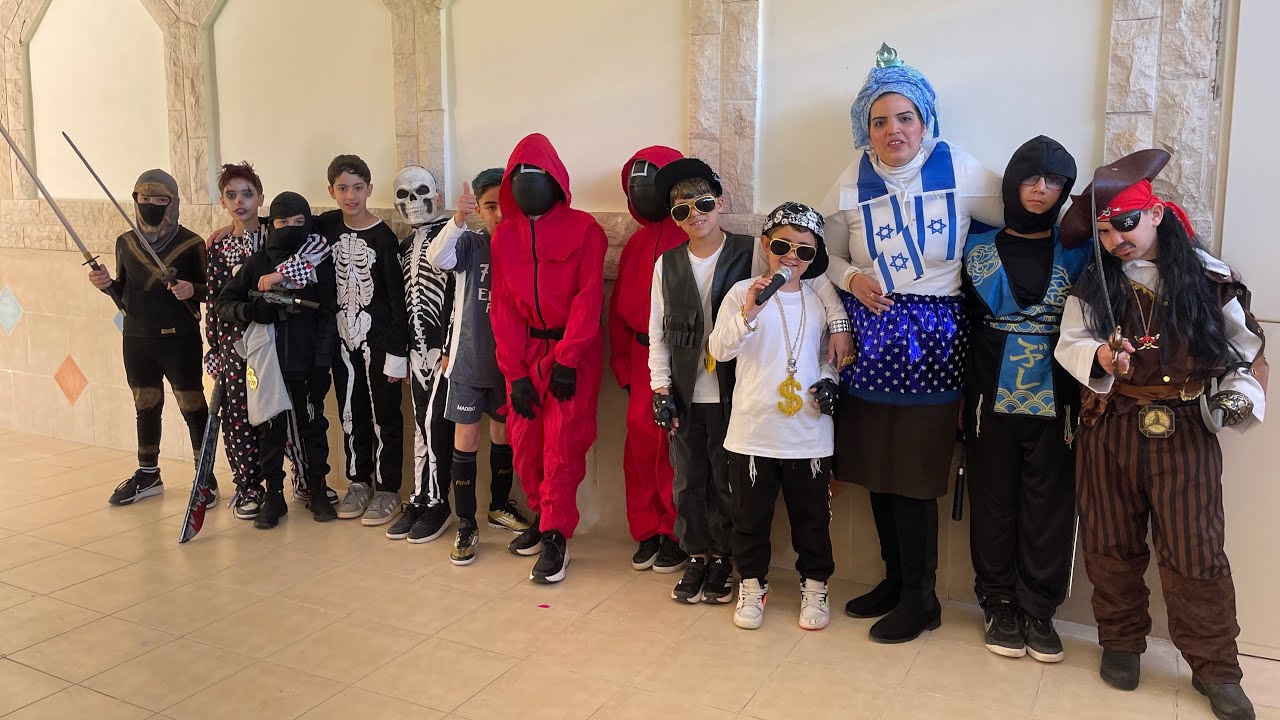 פורים 2025 בית ספר הרב מימון חוזרים הביתה כיתה ד