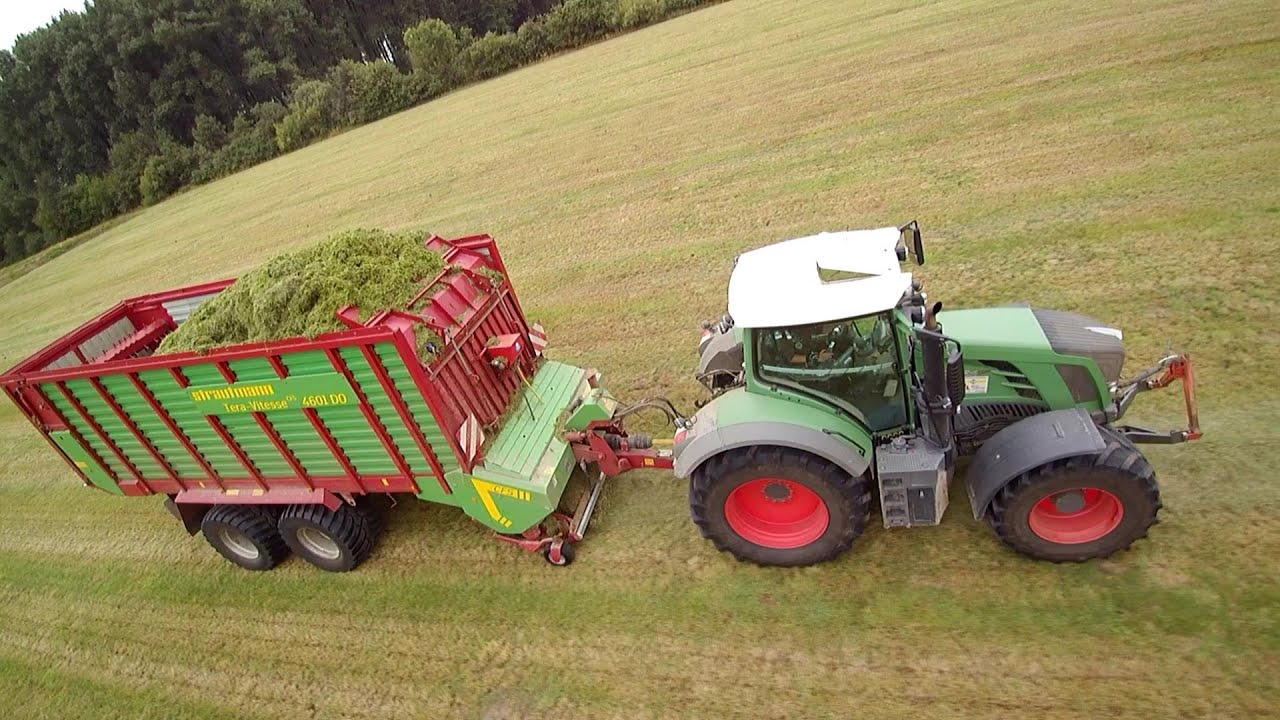 Grassilage einfahren mit Strautmann Tera- Vitesse CFS 4601 DO