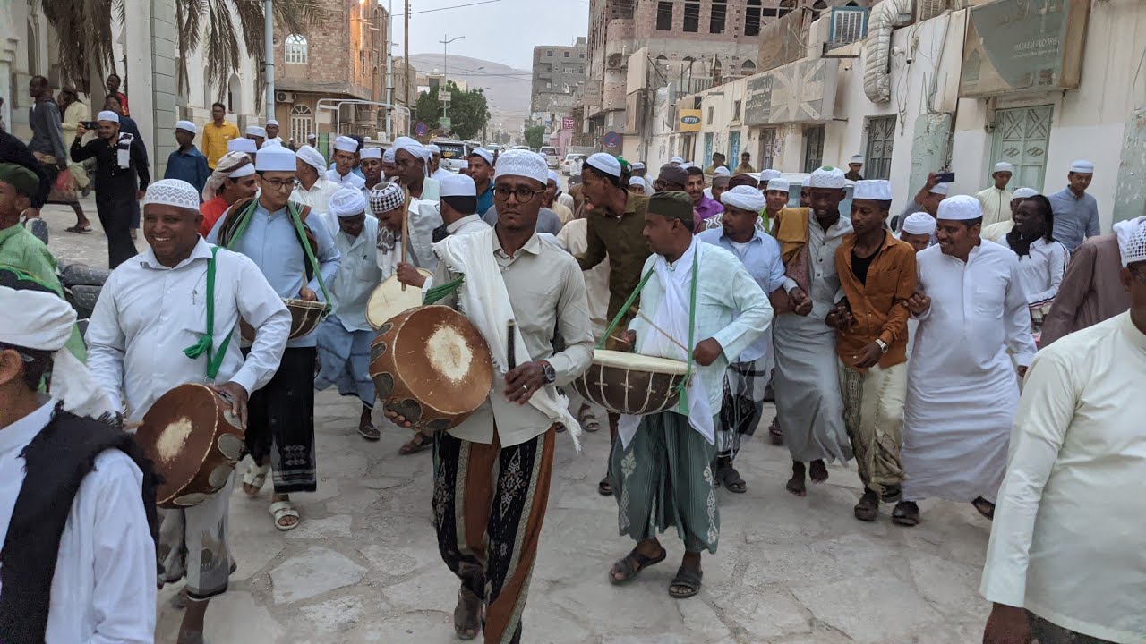 أجواء عيد الأضحى المبارك بمدينة تريم الغناء_ألعاب شعبية وفرحة عيدية-ودعاء الحبيب عمر بن حفيظ