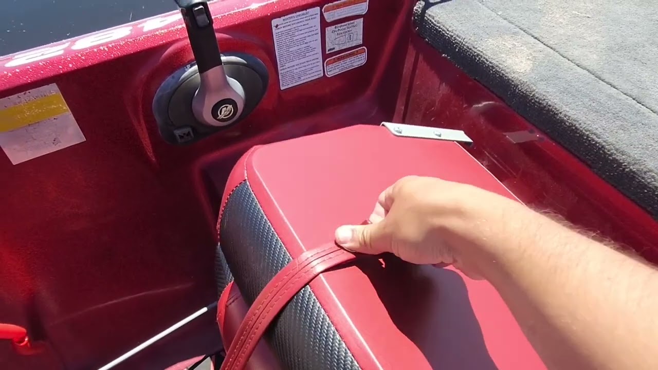 Leader Accessories A Pair of Elite Low High Back Folding Fishing Boat Seat Review